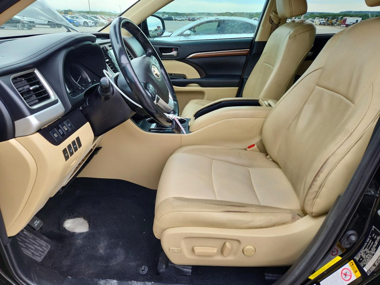 2018 TOYOTA HIGHLANDER LIMITED PLATINUM photo 19