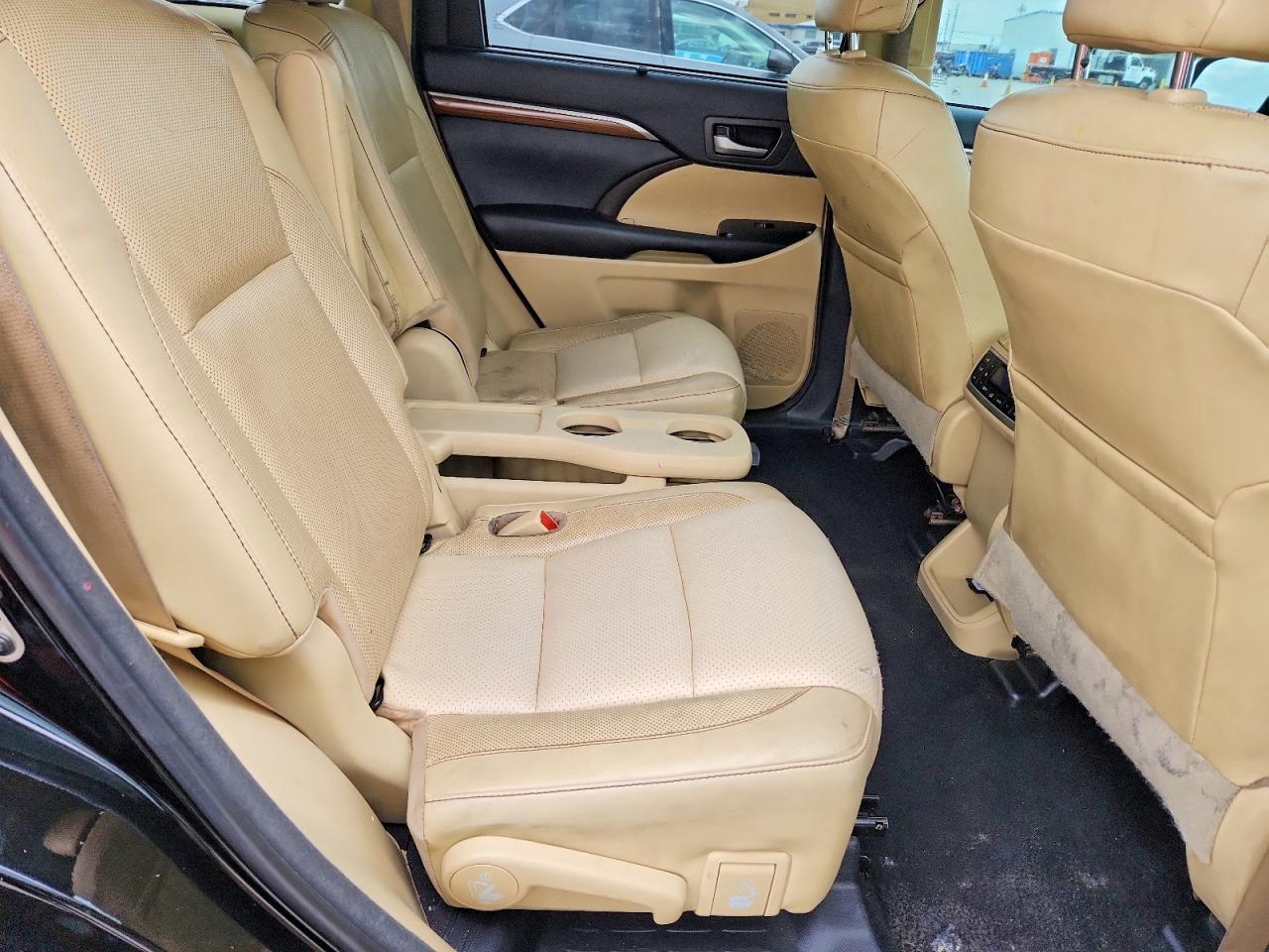 2018 TOYOTA HIGHLANDER LIMITED PLATINUM photo 31