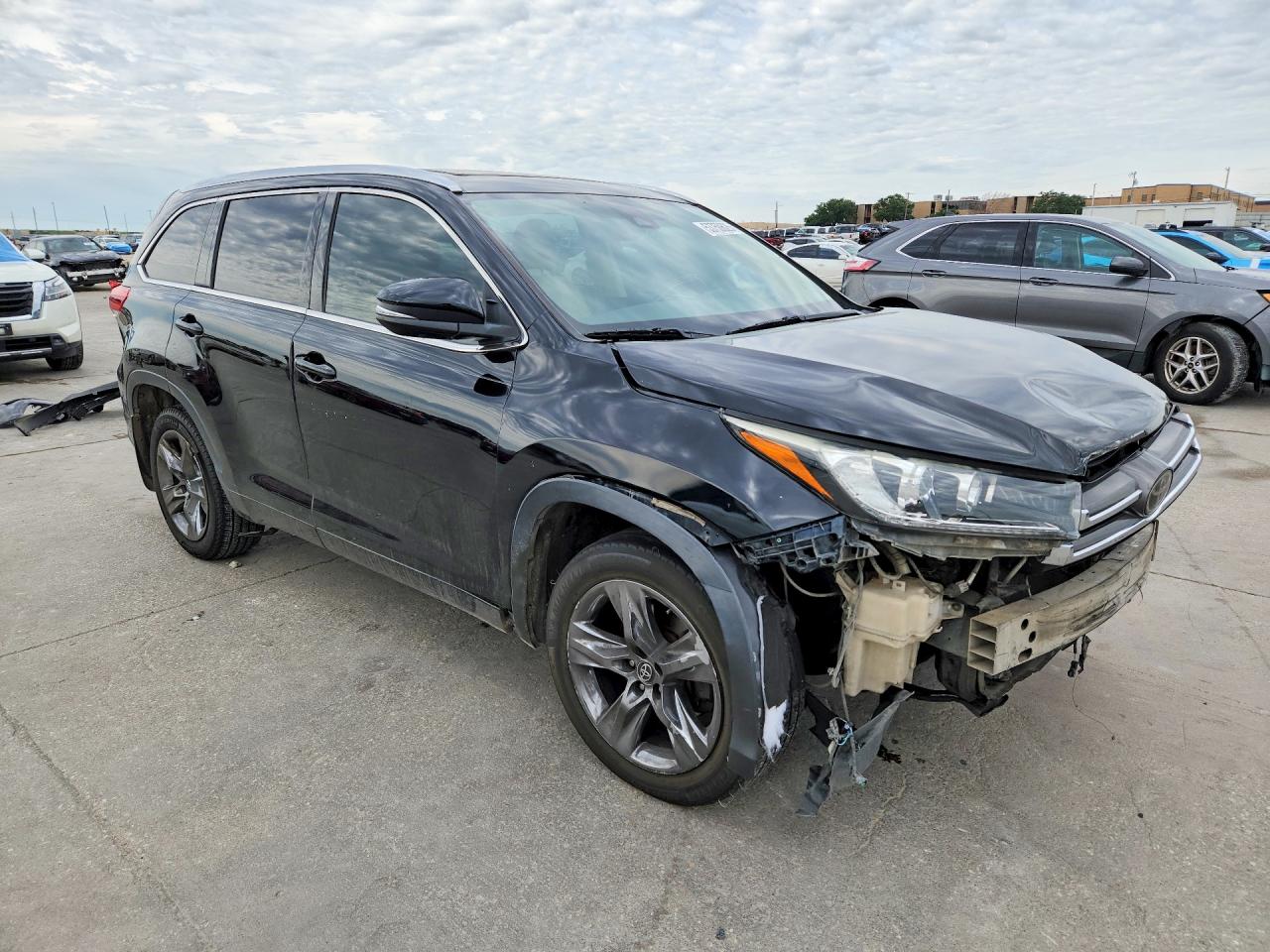 2018 TOYOTA HIGHLANDER LIMITED PLATINUM photo 10