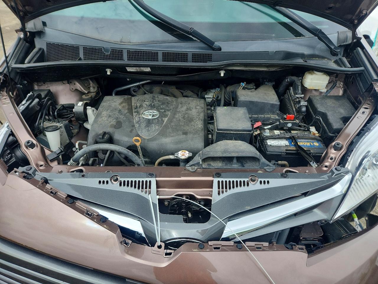2020 TOYOTA SIENNA XLE 8-PASSENGER photo 34