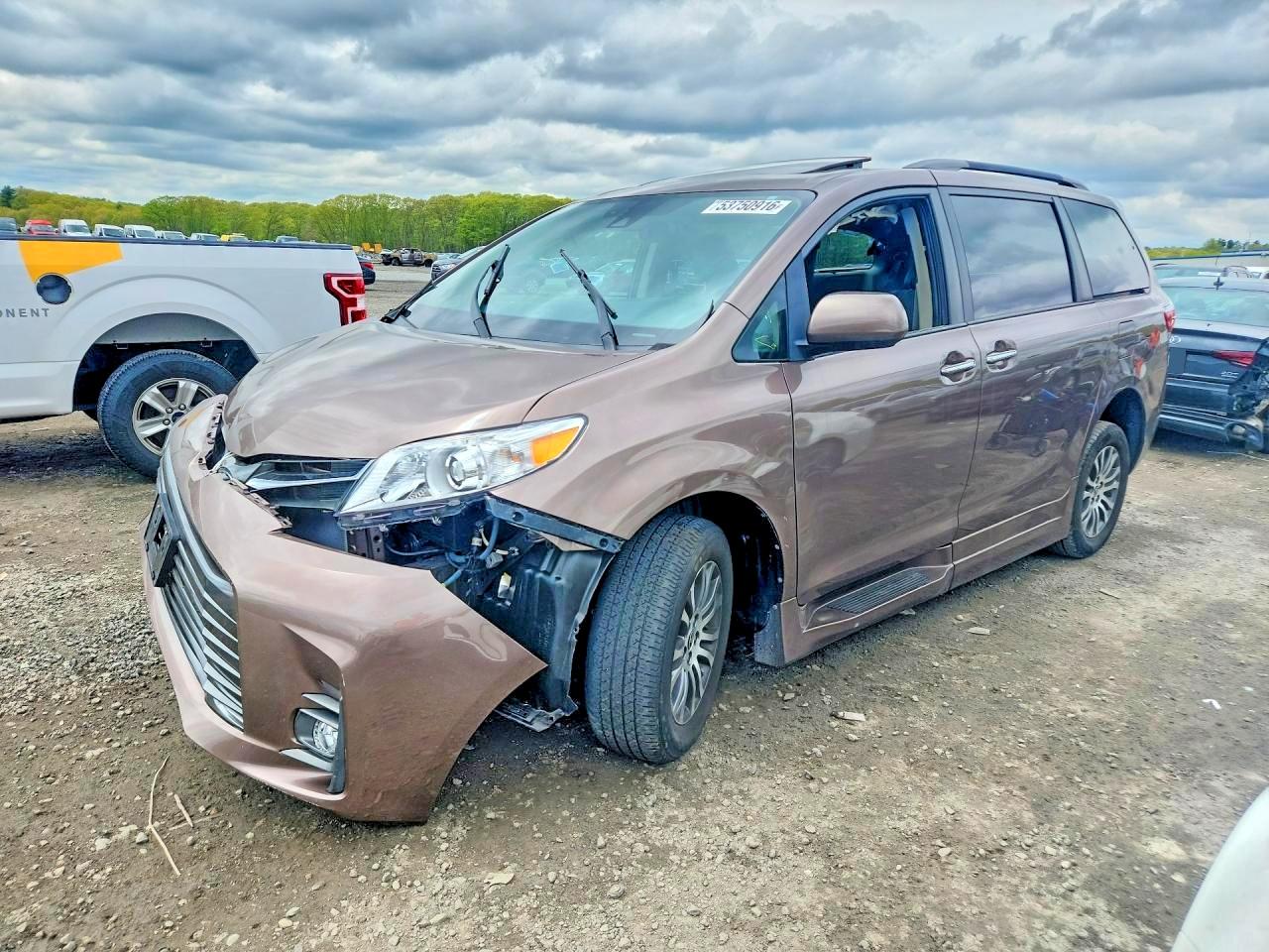 2020 TOYOTA SIENNA