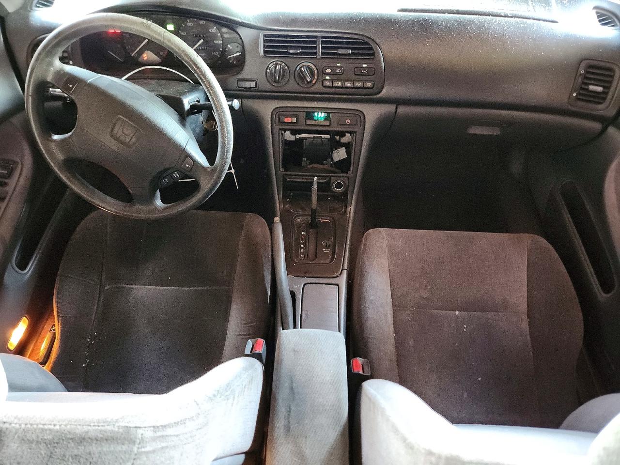 1994 HONDA ACCORD LX photo 22