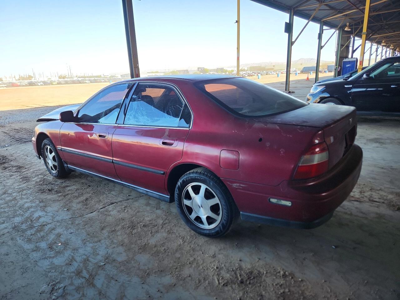 1994 HONDA ACCORD LX photo 4