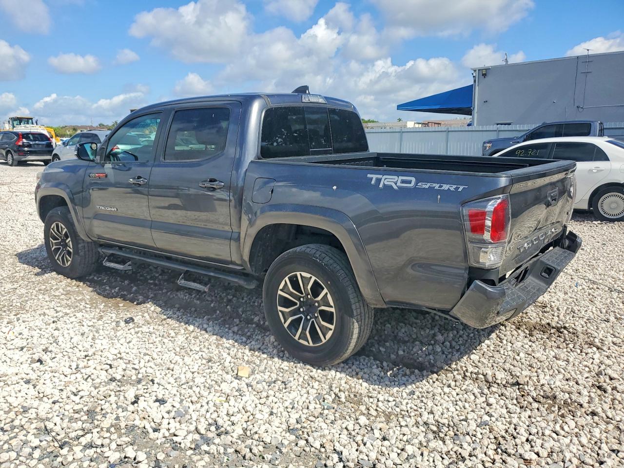 2021 TOYOTA TACOMA TRD SPORT photo 3