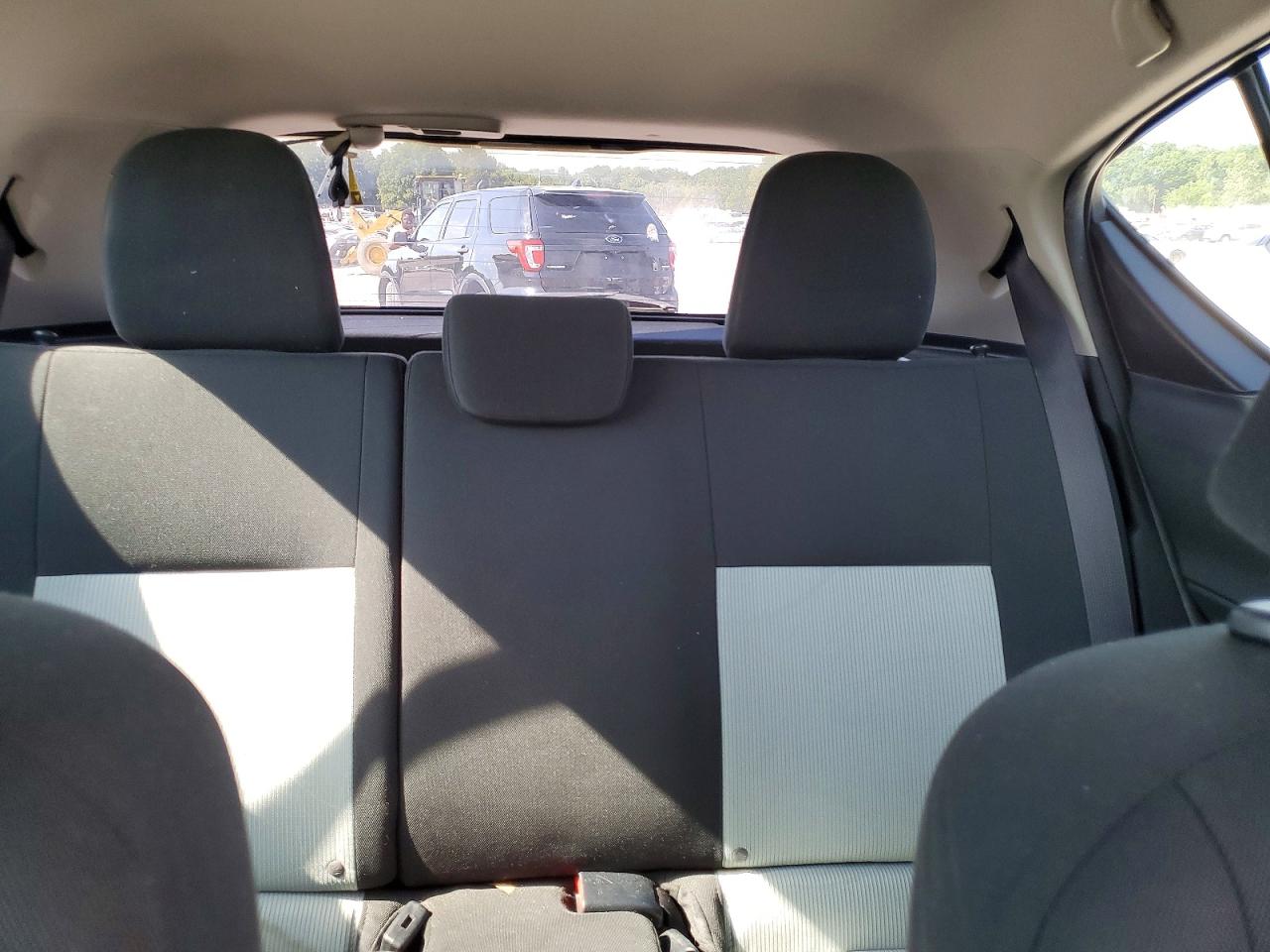 2015 TOYOTA PRIUS C THREE photo 19