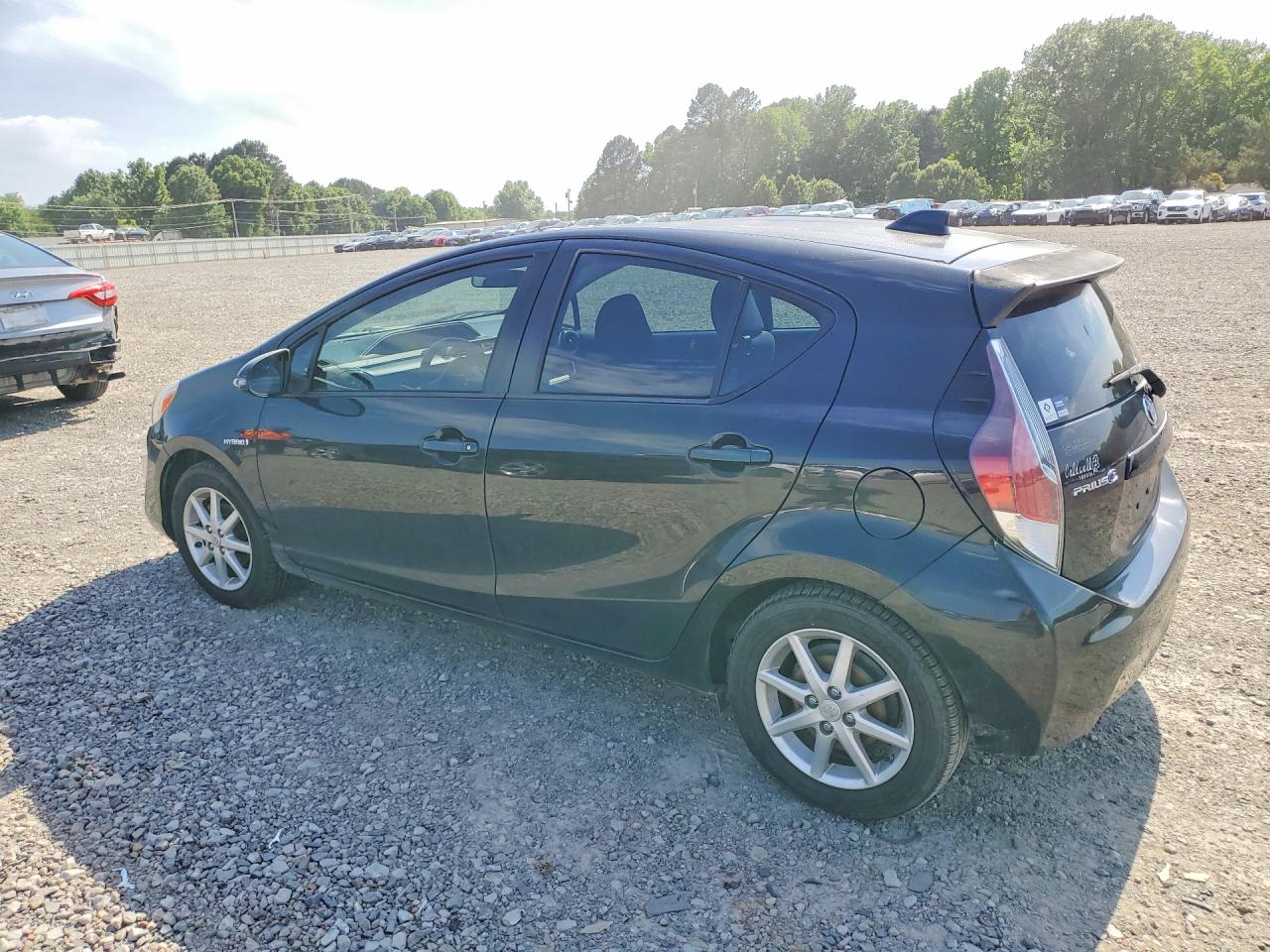 2015 TOYOTA PRIUS C THREE photo 3