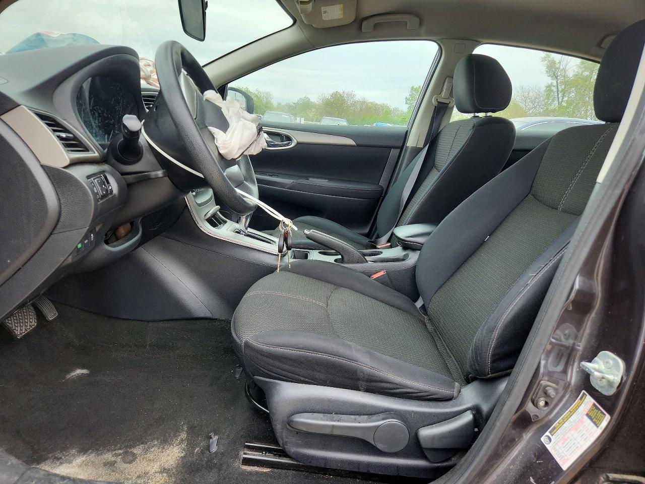 2014 NISSAN SENTRA S photo 13