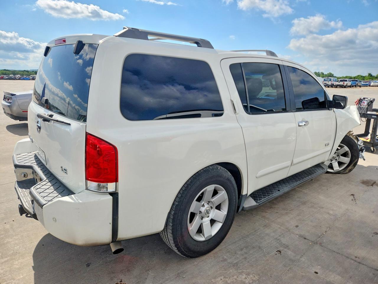 2005 NISSAN ARMADA SE photo 5