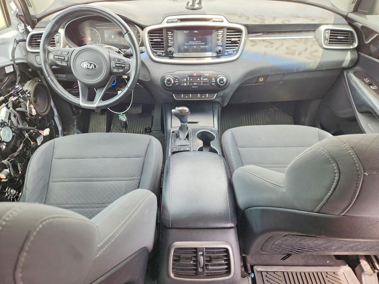 2017 KIA SORENTO LX photo 15