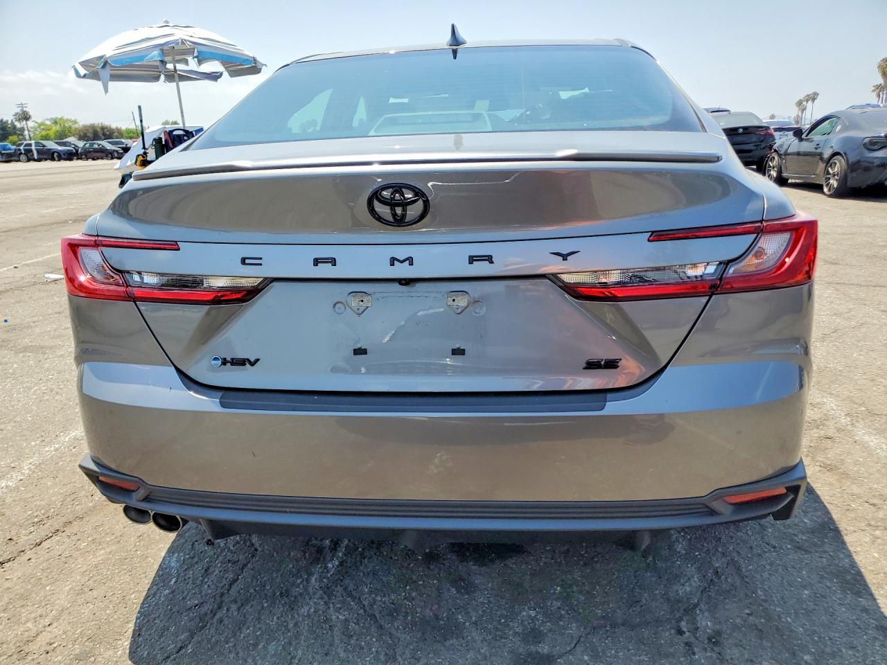 2026 TOYOTA CAMRY SE photo 11