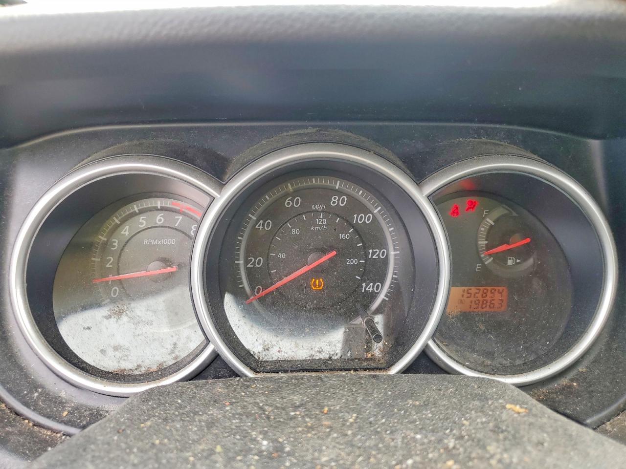 2011 NISSAN VERSA 1.8 S photo 9