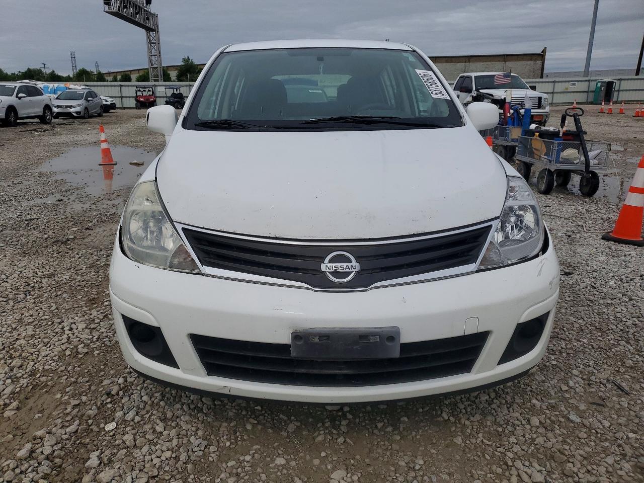 2011 NISSAN VERSA 1.8 S photo 5