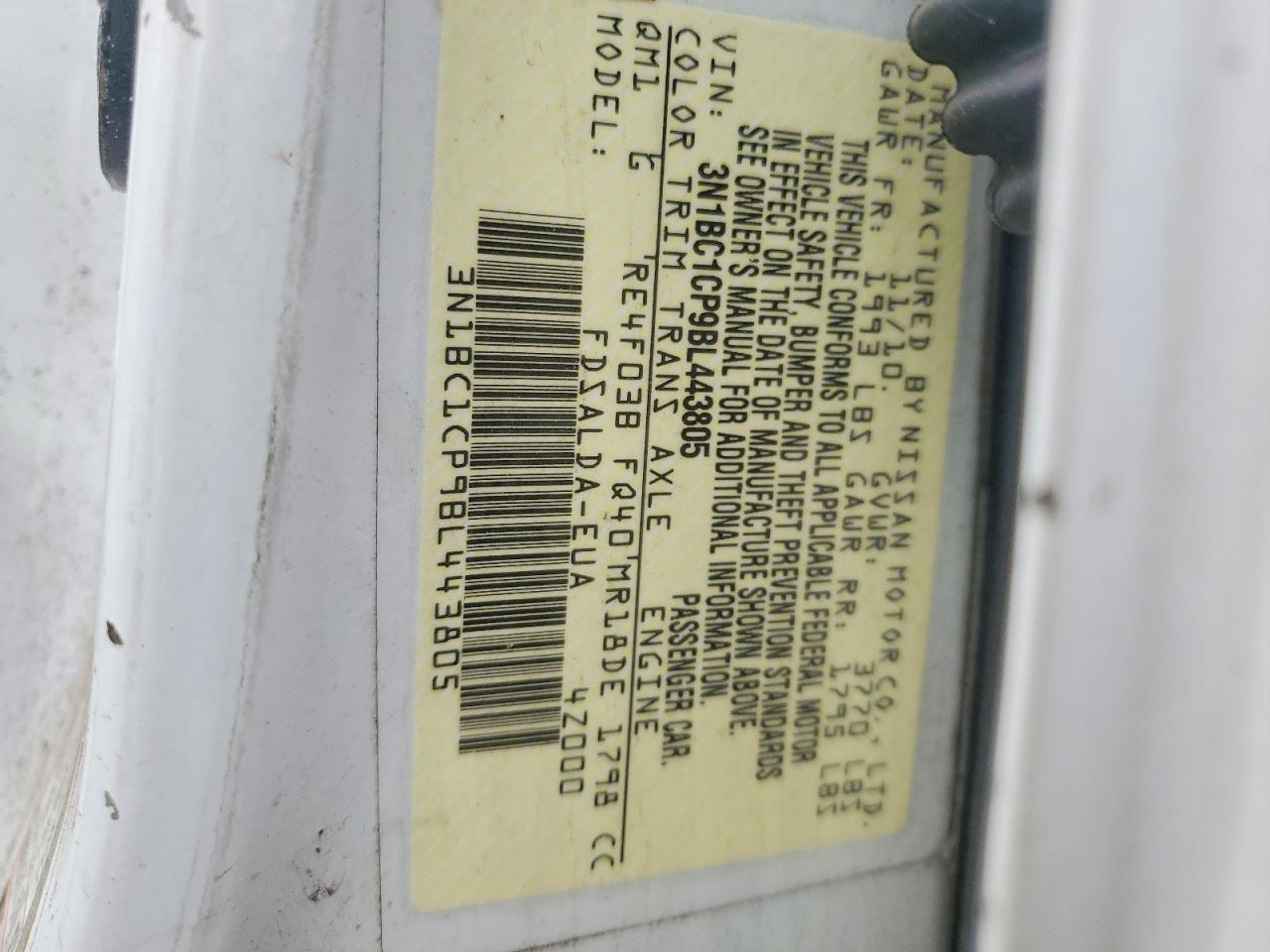 2011 NISSAN VERSA 1.8 S photo 12