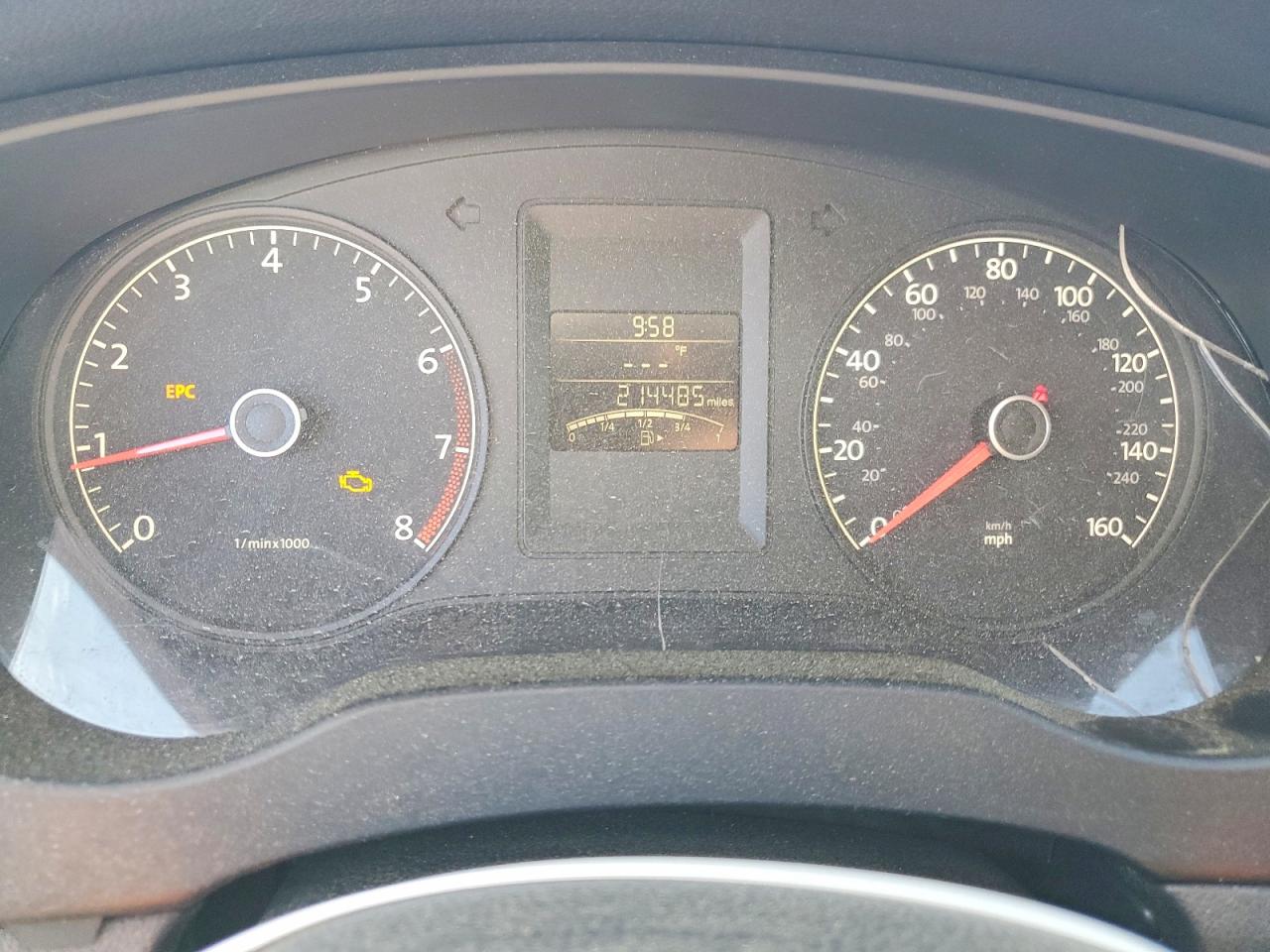 2011 VOLKSWAGEN JETTA SE photo 17