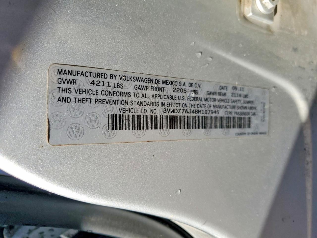 2011 VOLKSWAGEN JETTA SE photo 23