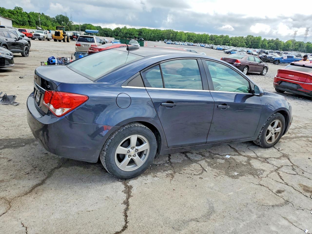 2016 CHEVROLET CRUZE LIMITED LT photo 7