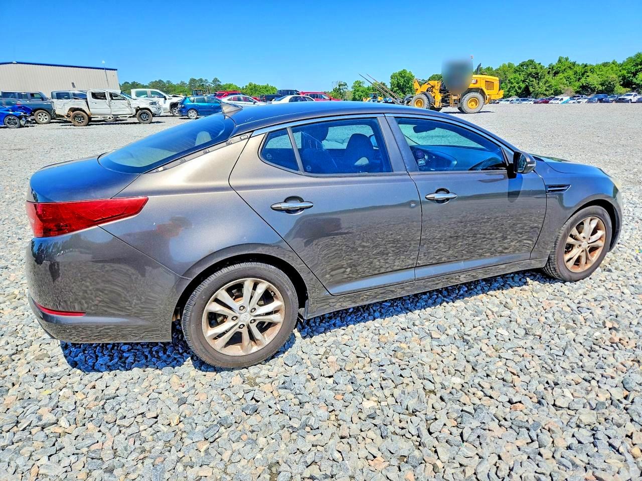 2013 KIA OPTIMA LX photo 3