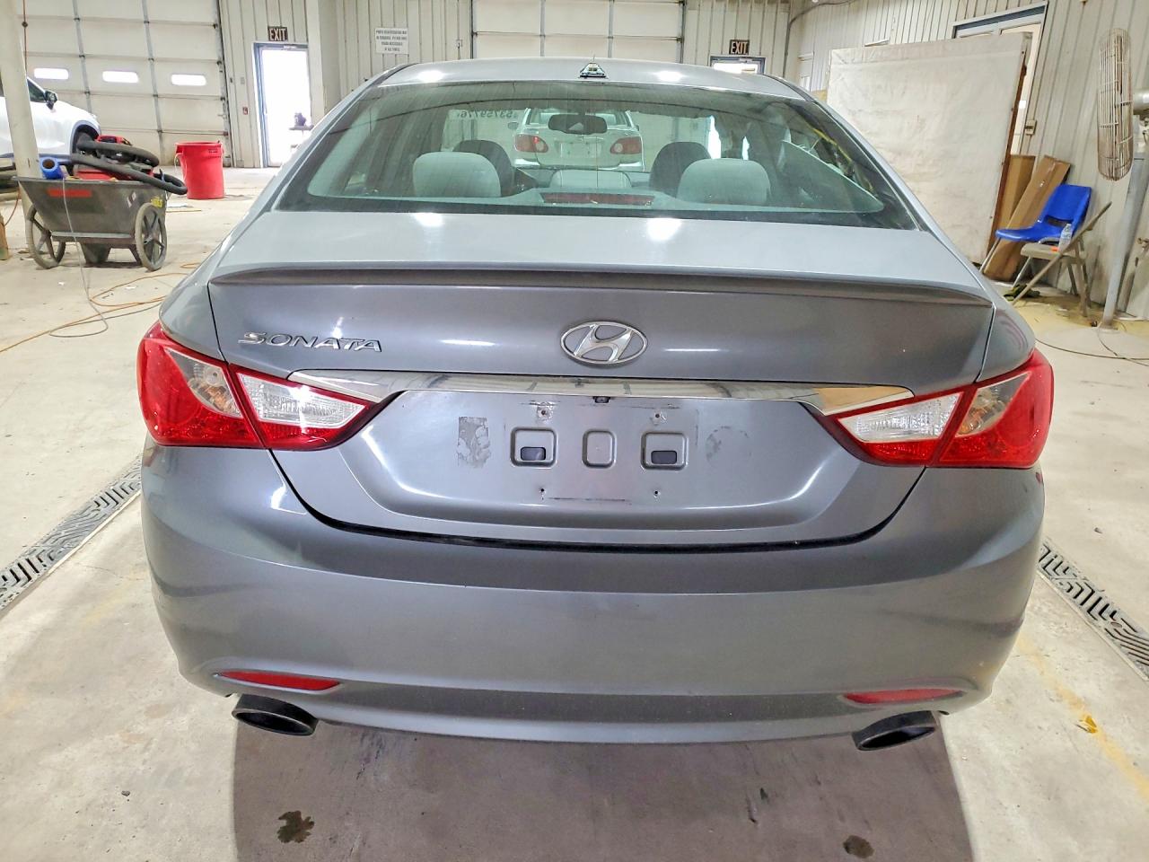 2013 HYUNDAI SONATA SE photo 11