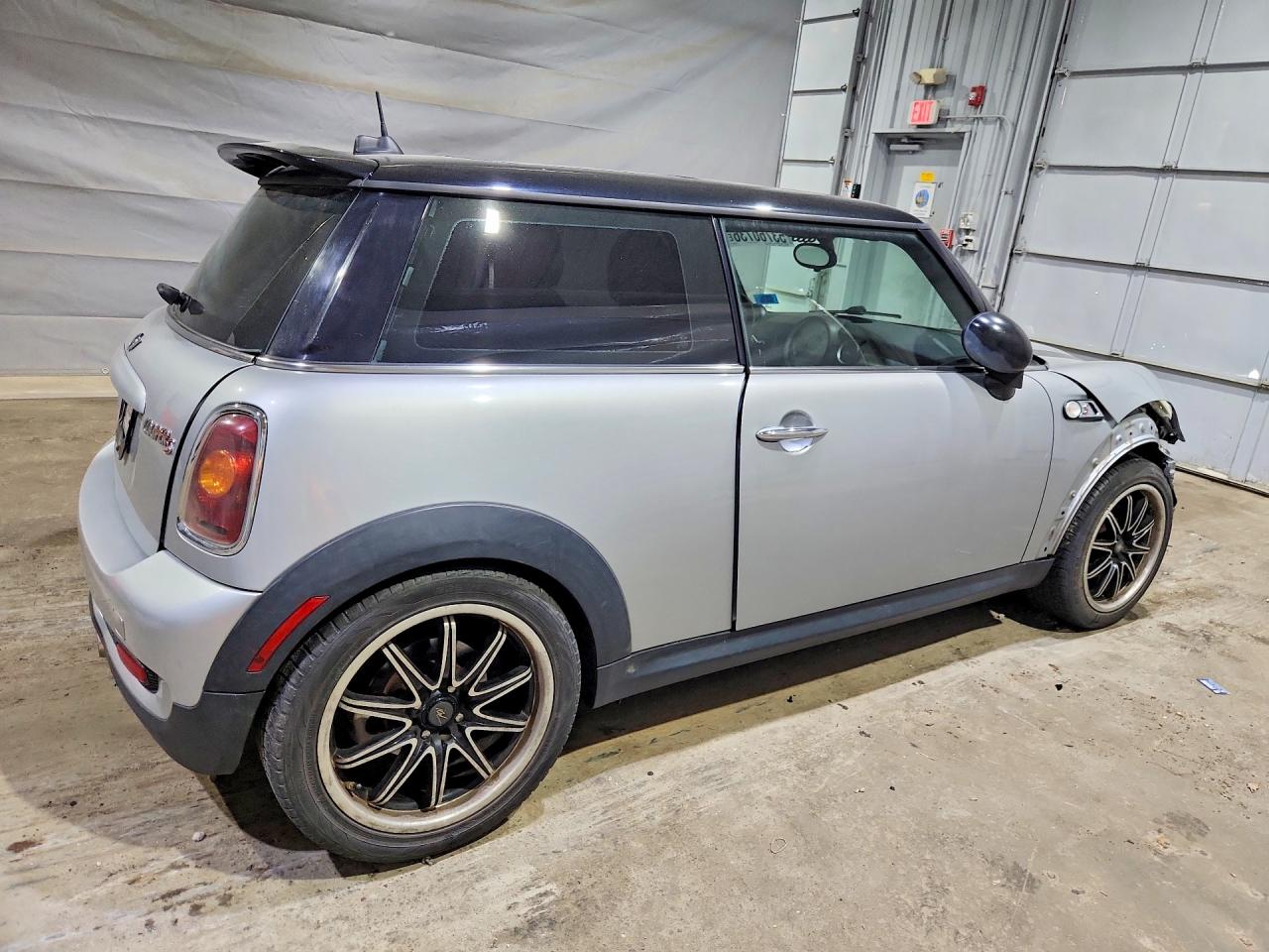2008 MINI COOPER S photo 5