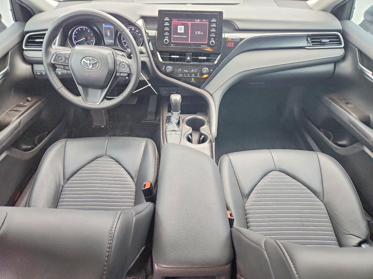 2024 TOYOTA CAMRY SE photo 15