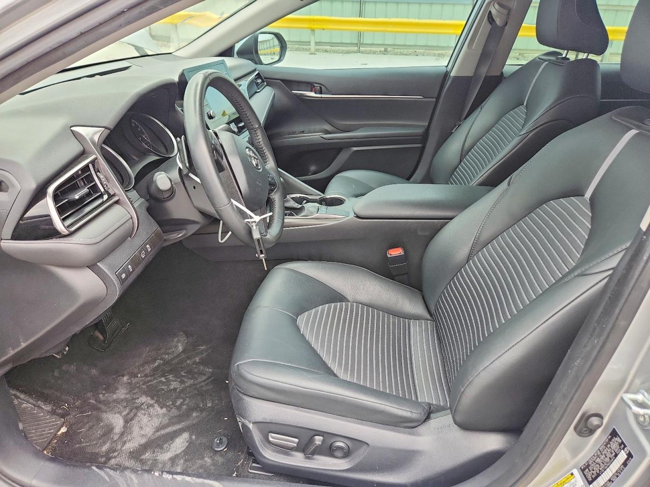 2024 TOYOTA CAMRY SE photo 13