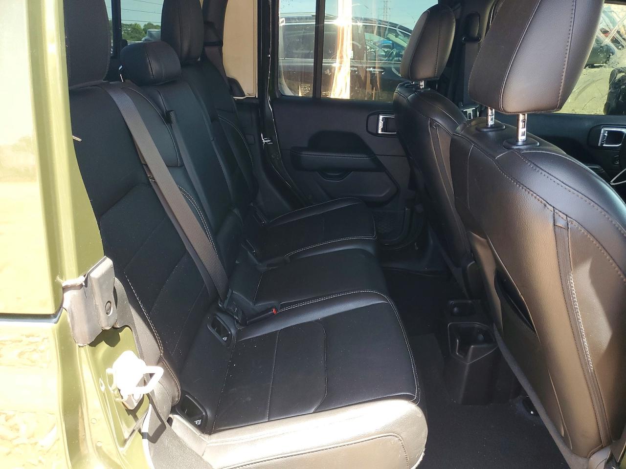 2021 JEEP GLADIATOR OVERLAND photo 10