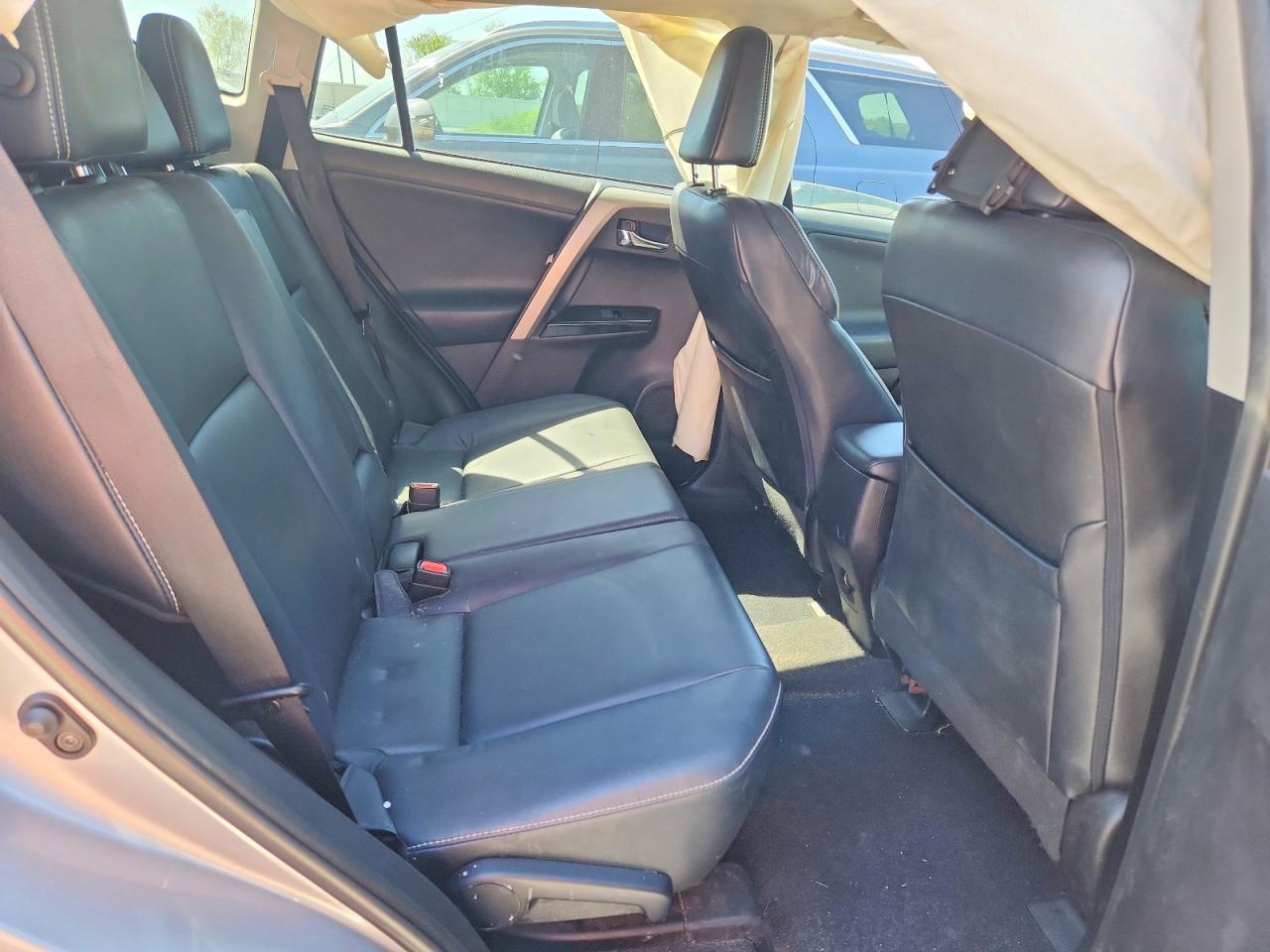 2016 TOYOTA RAV4 LIMITED photo 19