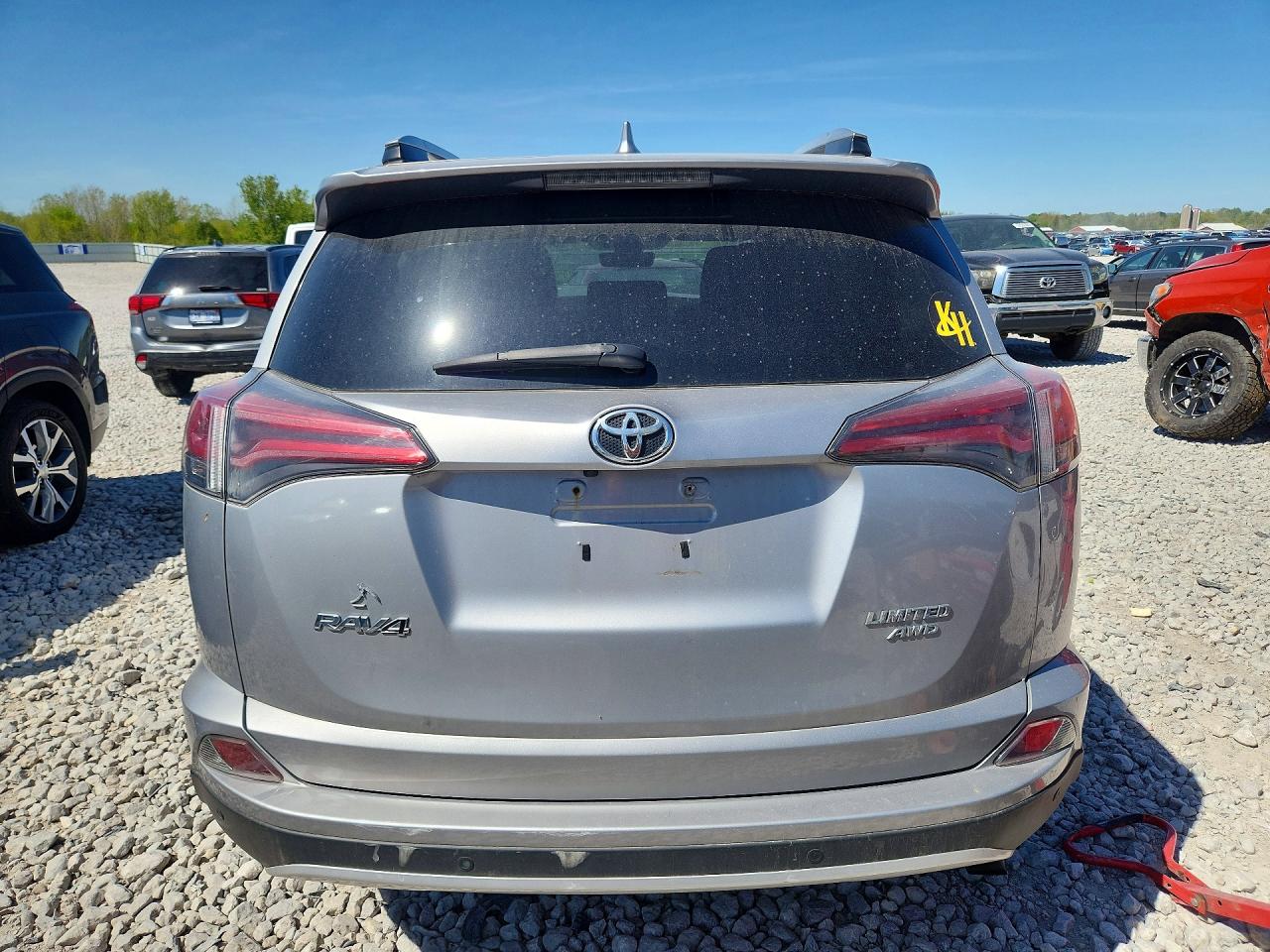 2016 TOYOTA RAV4 LIMITED photo 11