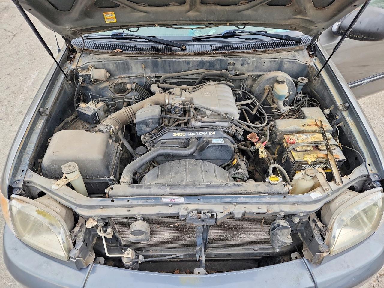 2004 TOYOTA TUNDRA BASE photo 31