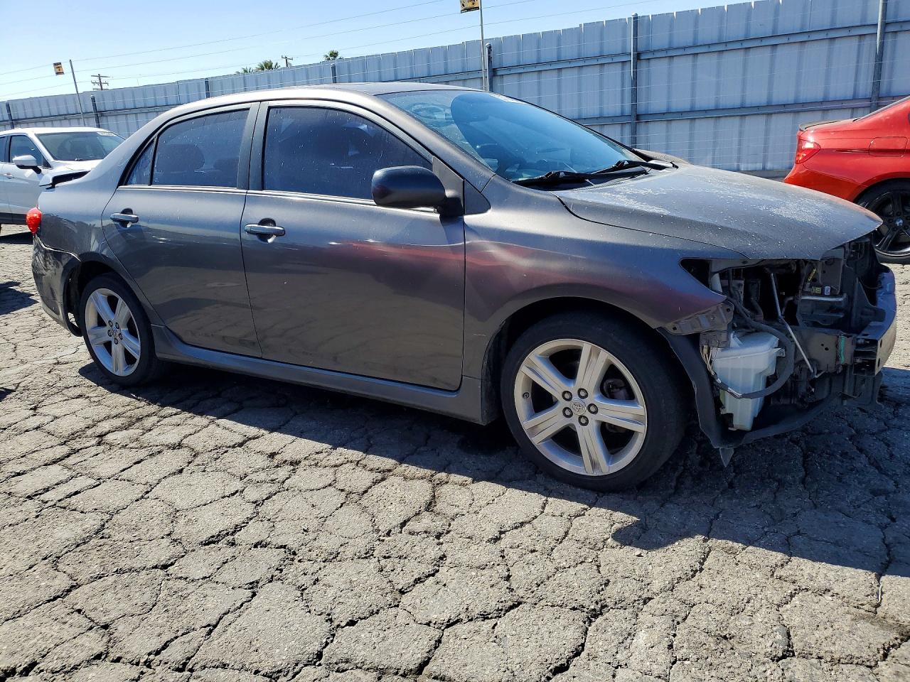 2013 TOYOTA COROLLA S photo 7