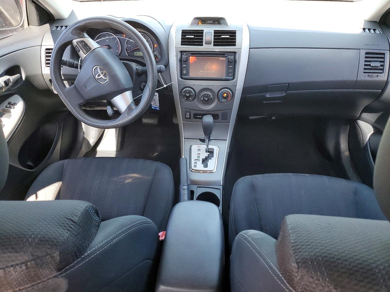 2013 TOYOTA COROLLA S photo 15