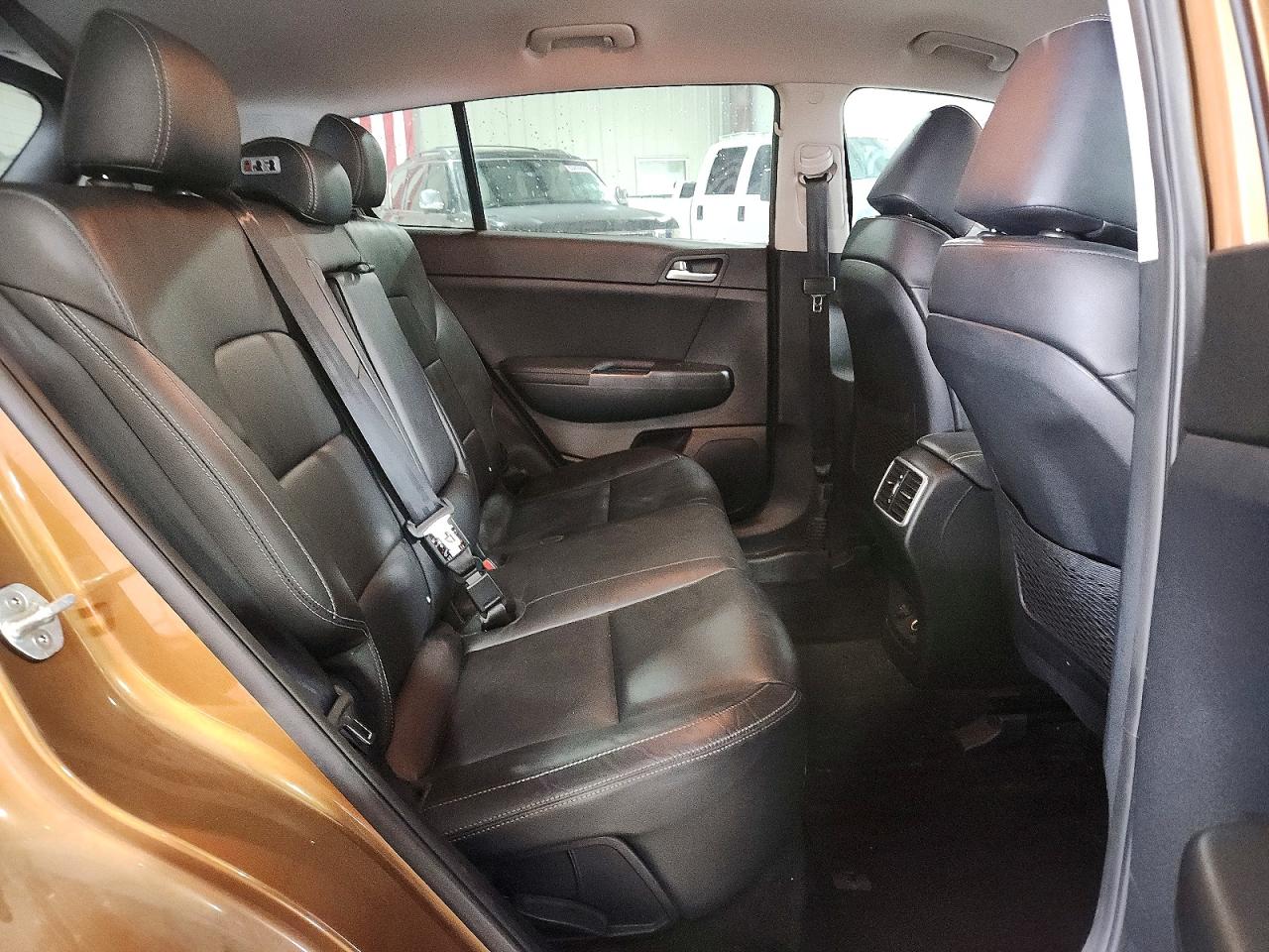 2017 KIA SPORTAGE EX photo 21