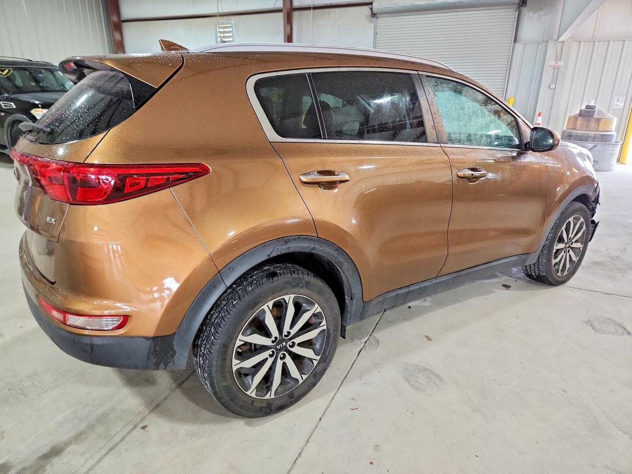 2017 KIA SPORTAGE EX photo 5