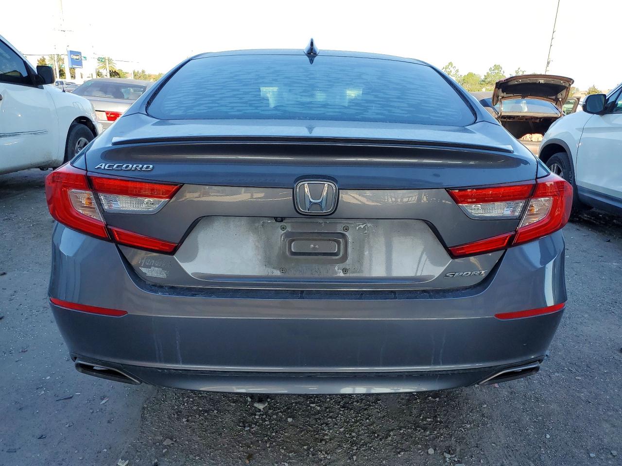 2018 HONDA ACCORD SPORT photo 6