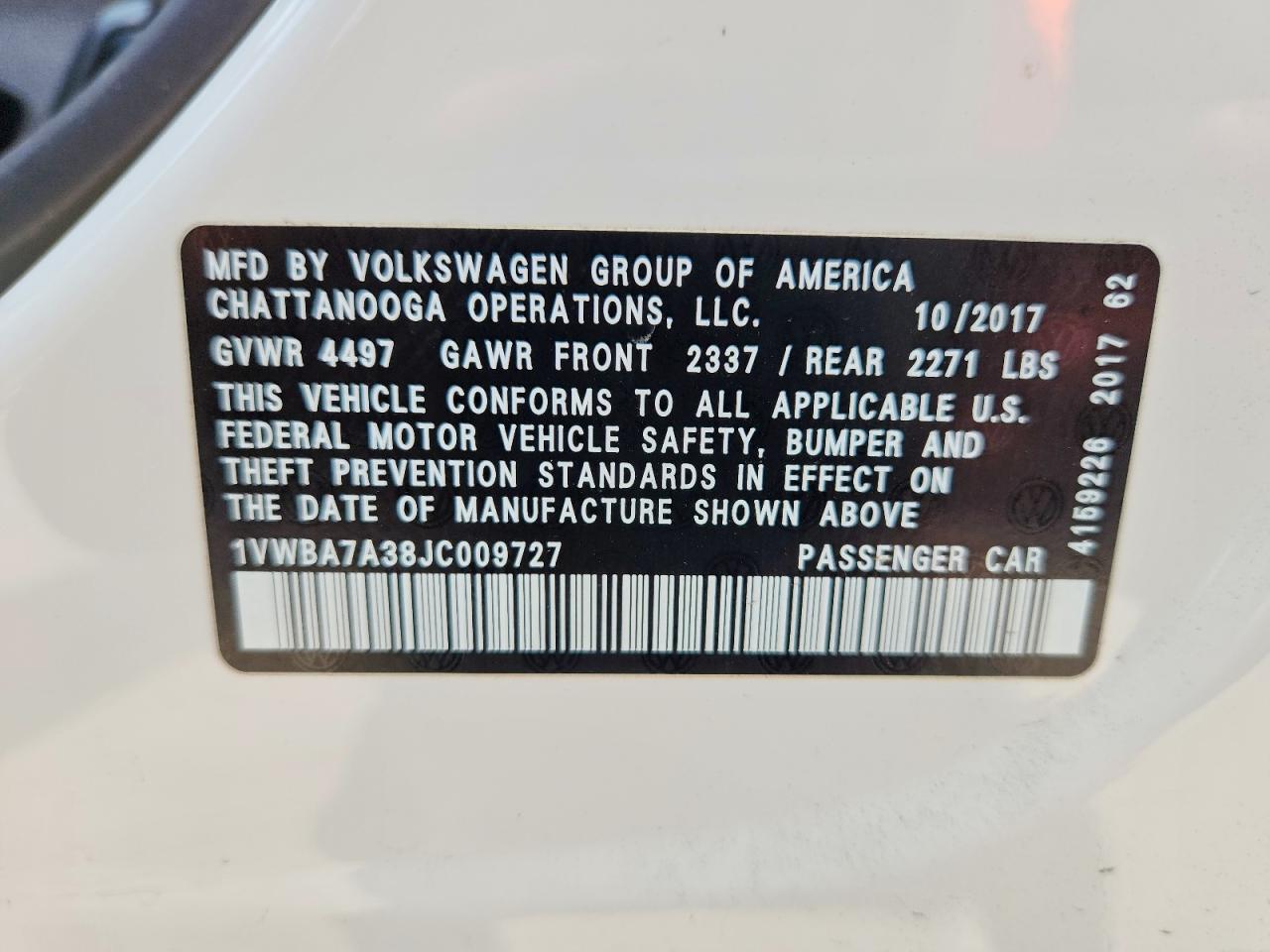 2018 VOLKSWAGEN PASSAT SE photo 34