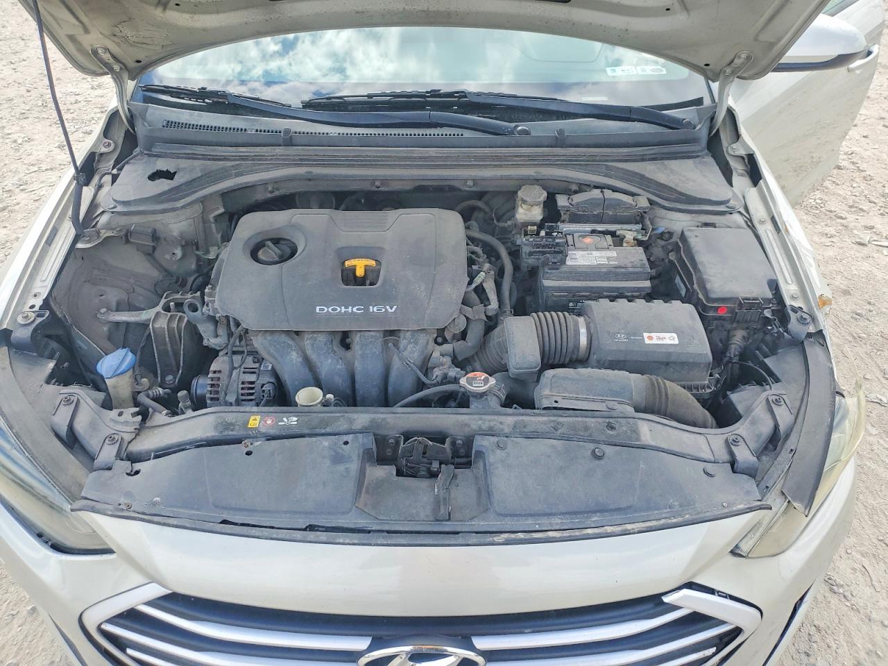 2017 HYUNDAI ELANTRA SE photo 31
