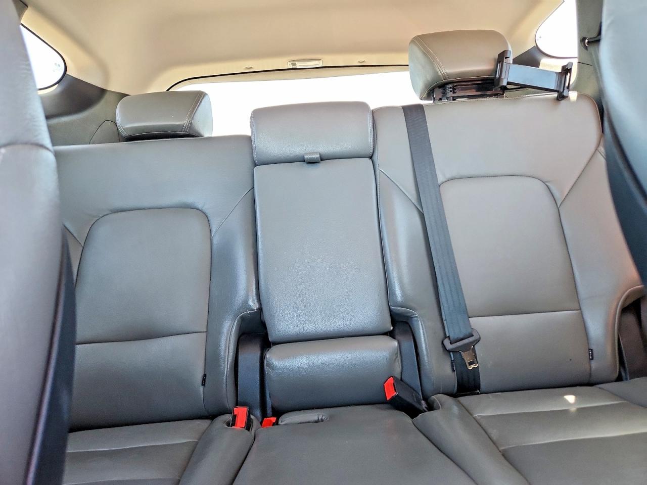 2016 HYUNDAI SANTA FE SPORT 2.4L photo 19