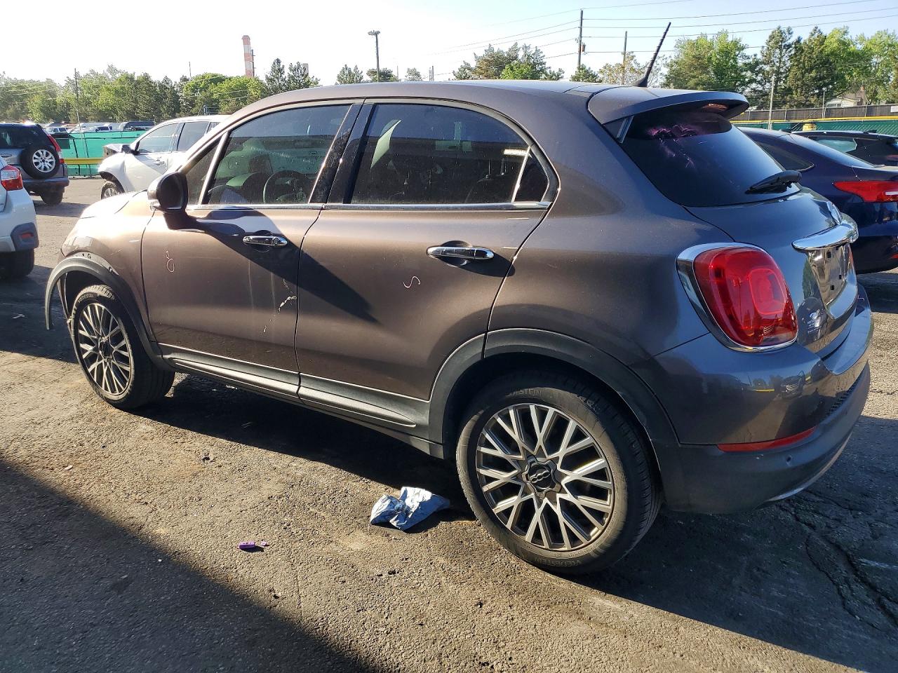 2017 FIAT 500X LOUNGE photo 3