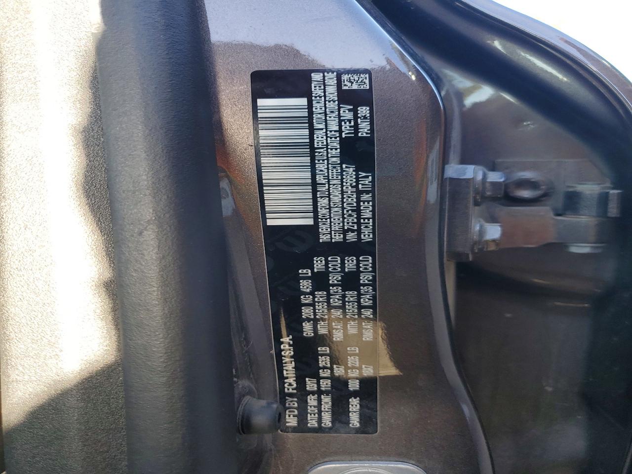 2017 FIAT 500X LOUNGE photo 25
