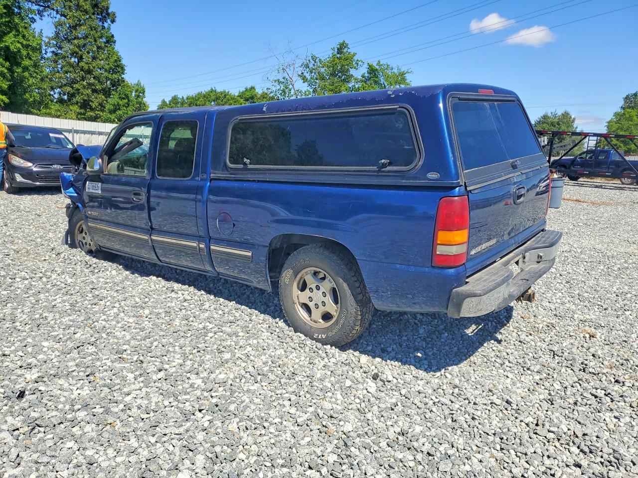 2000 CHEVROLET SILVERADO C1500 photo 2