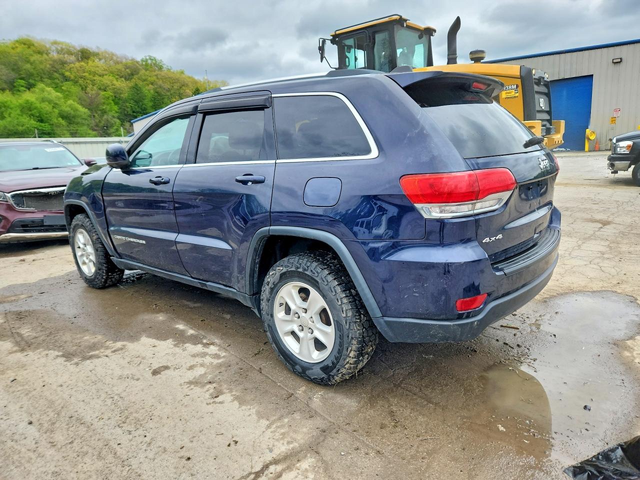 2015 JEEP GRAND CHEROKEE LAREDO photo 4