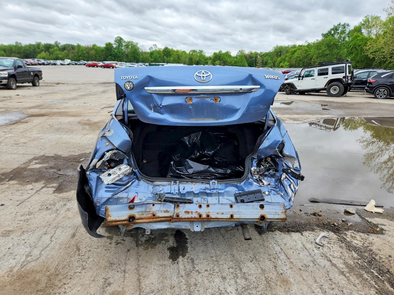 2007 TOYOTA YARIS BASE photo 11