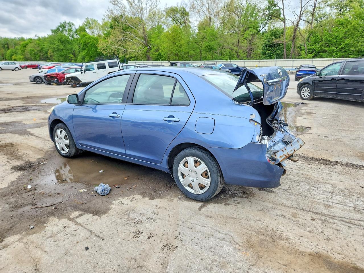 2007 TOYOTA YARIS BASE photo 3