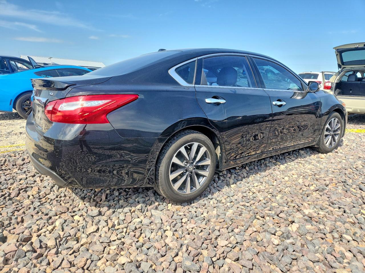 2016 NISSAN ALTIMA photo 5