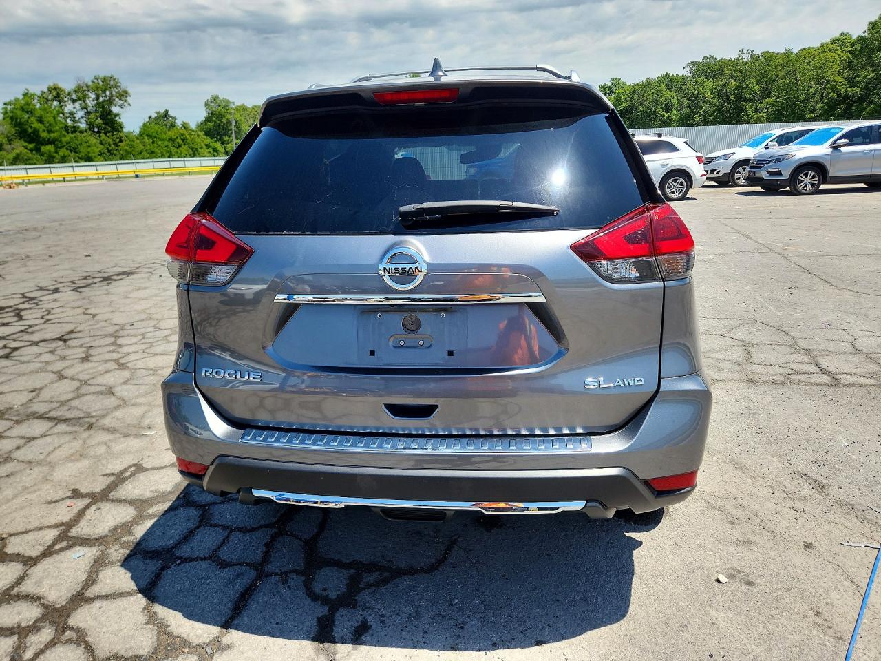 2018 NISSAN ROGUE S photo 16