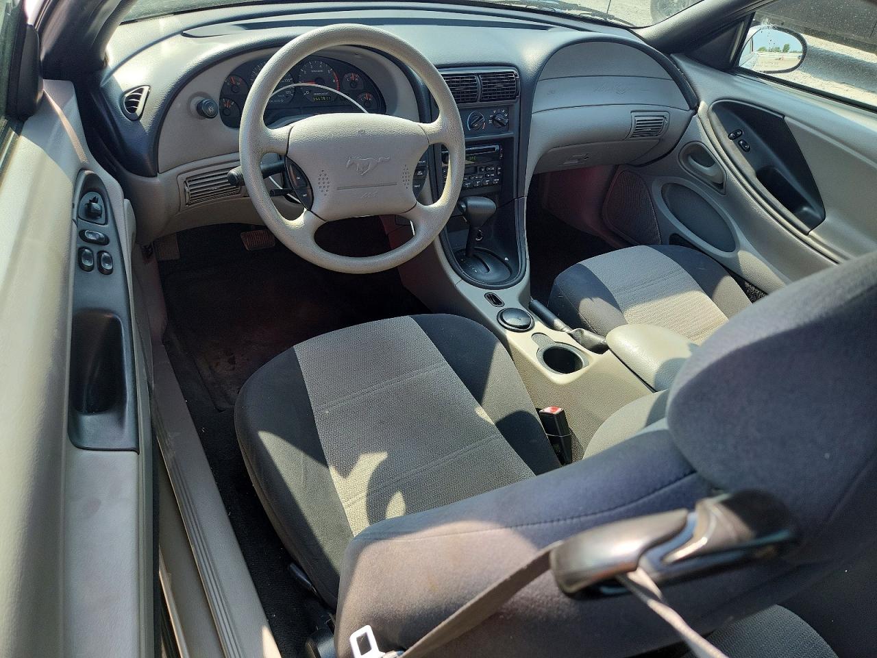 2001 FORD MUSTANG photo 15