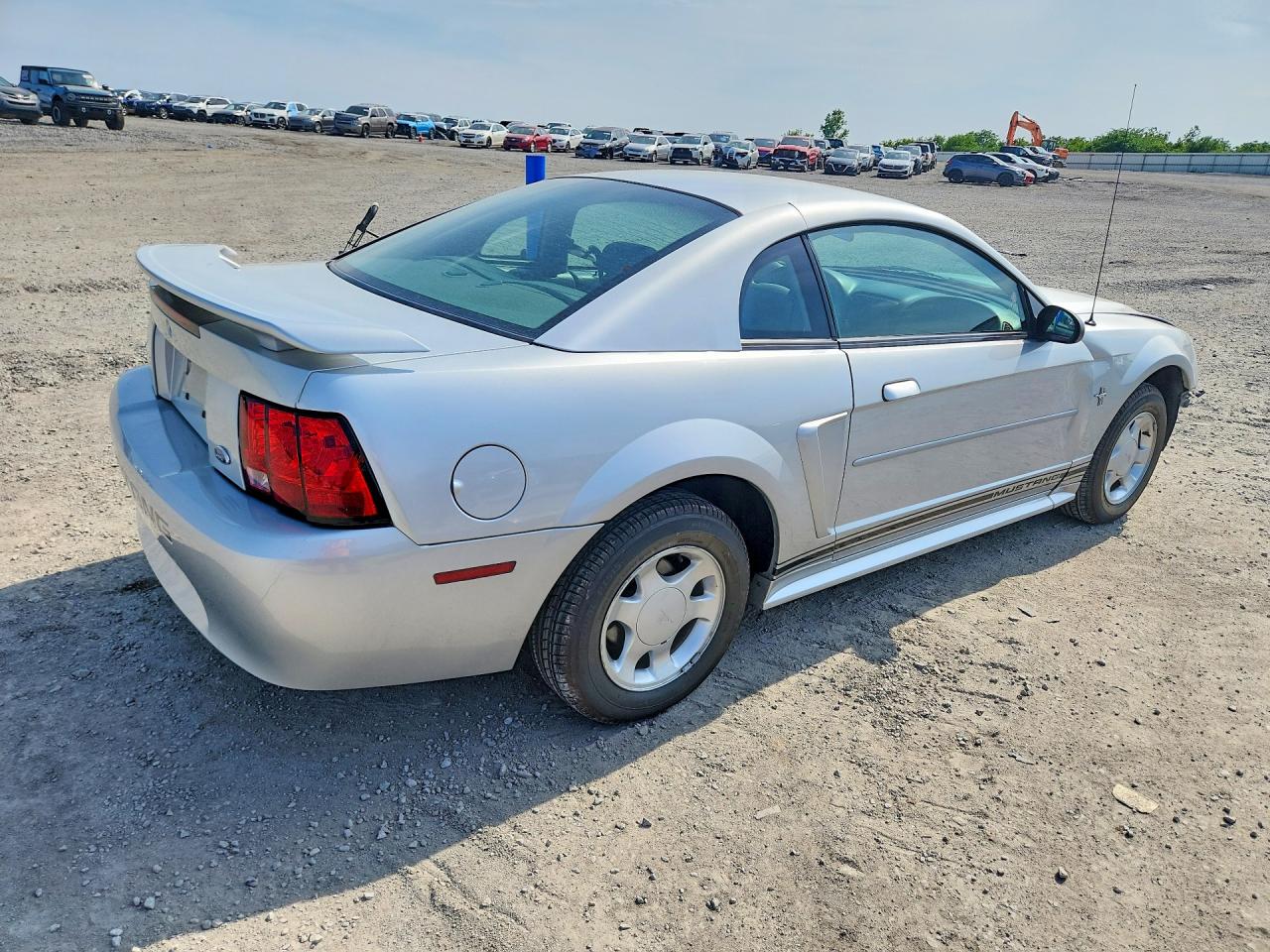 2001 FORD MUSTANG photo 5