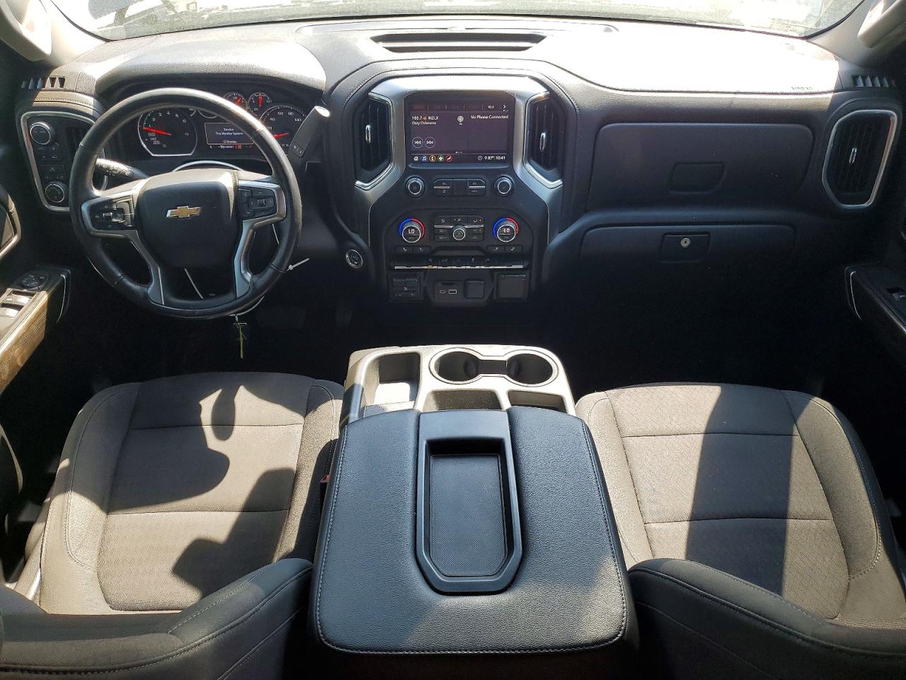 2020 CHEVROLET SILVERADO K1500 LT photo 8