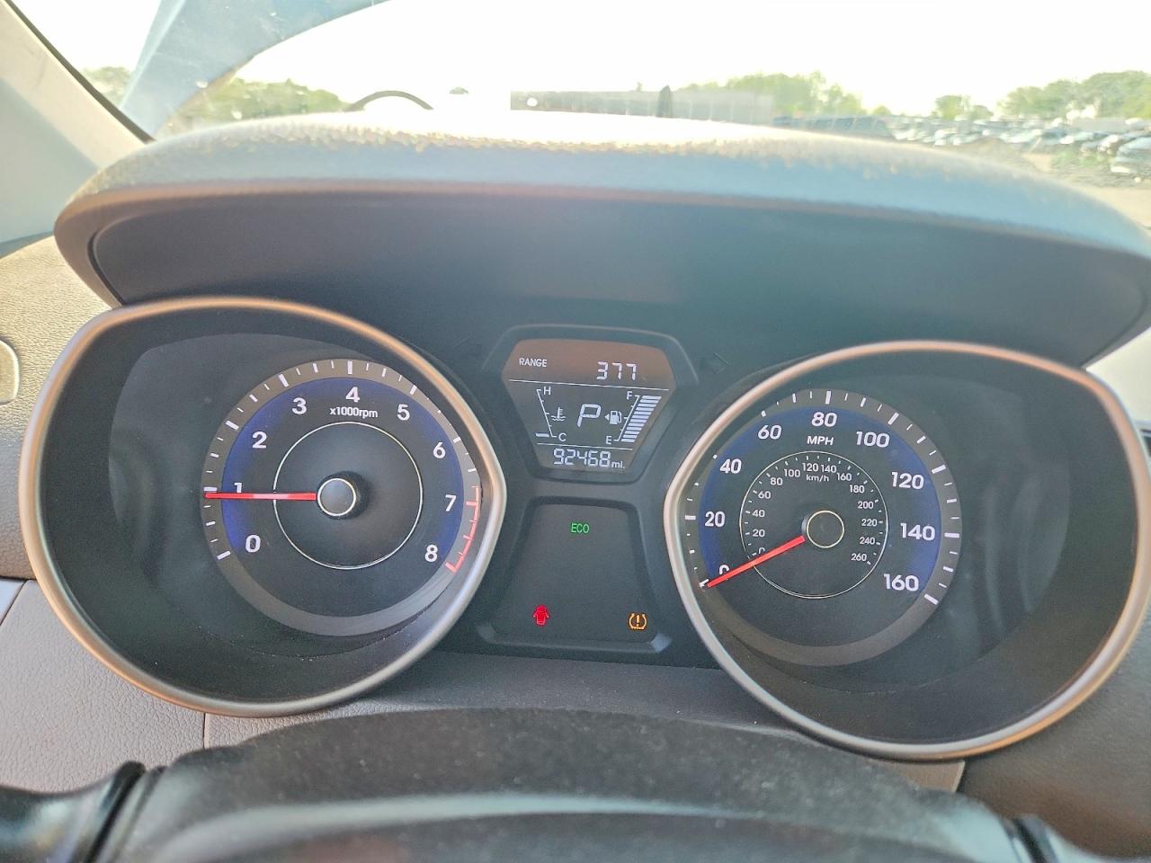 2015 HYUNDAI ELANTRA SE photo 17