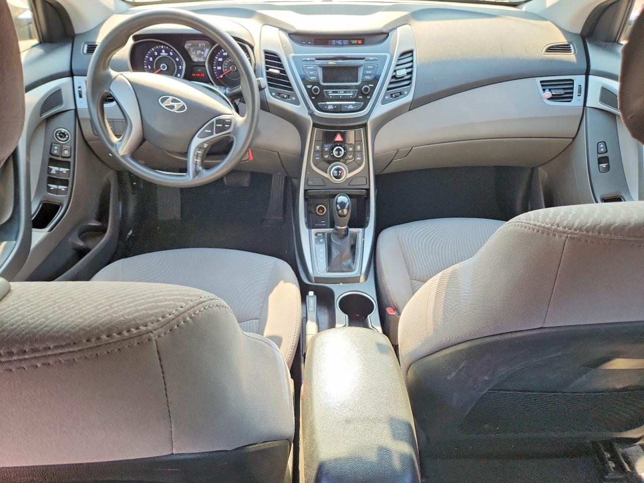 2015 HYUNDAI ELANTRA SE photo 15